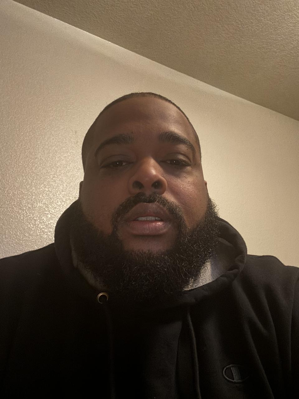 Profile photo 2 of 2