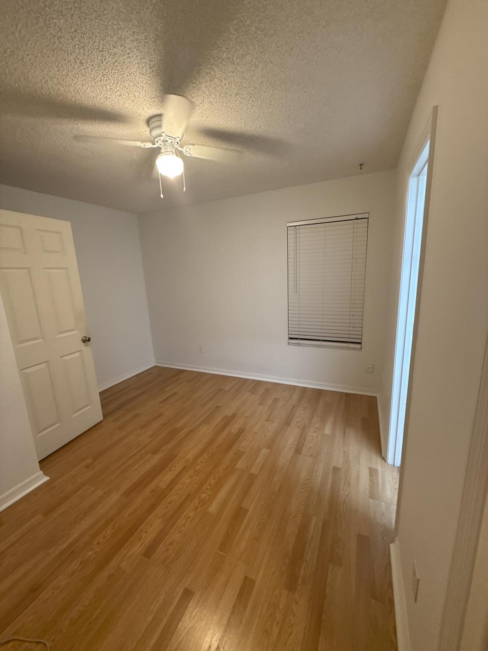 Profile photo 8 of 17