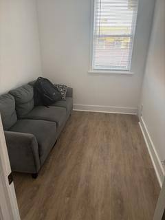 Room for rent in Philadelphia, PA $950, house
