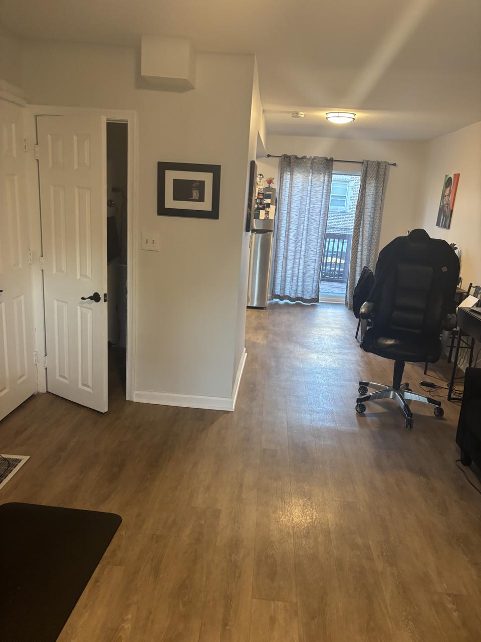 Profile photo 1 of 9