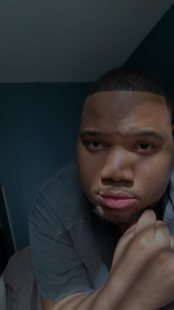 Profile photo 1 of 1