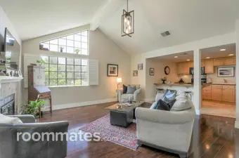 Room for rent in San Jose, CA $1600, condo