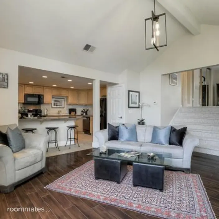 Room for rent in San Jose, CA $1400, condo