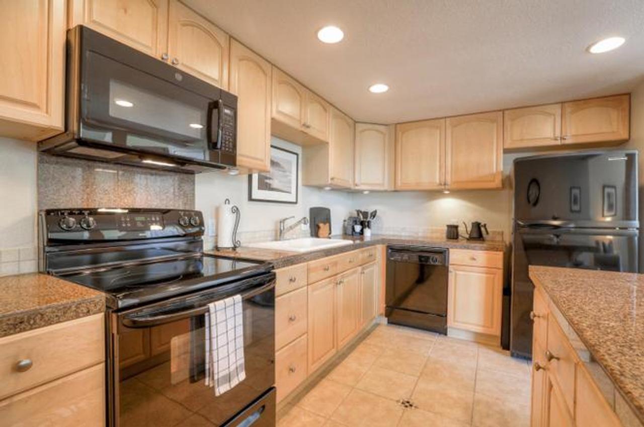 Profile photo 5 of 10