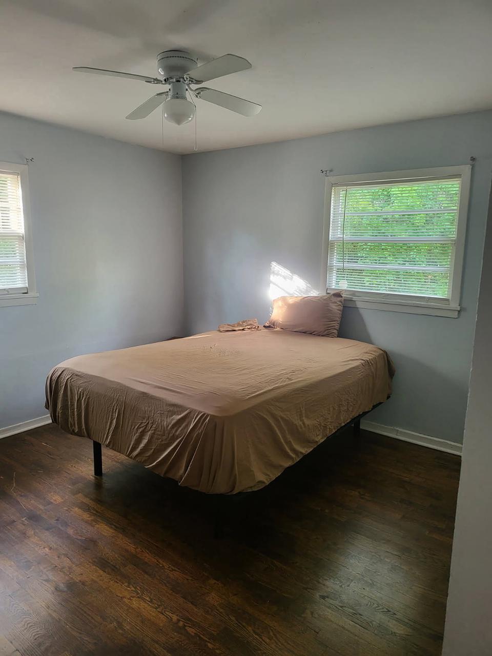 Profile photo 6 of 7