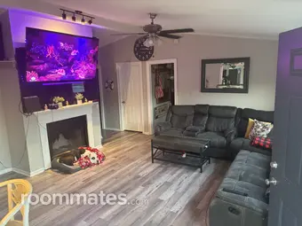 Room for rent in Virginia Beach, VA $850, house