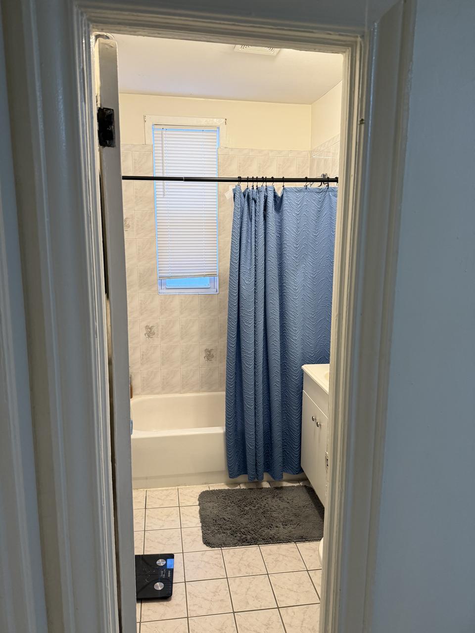 Profile photo 6 of 10