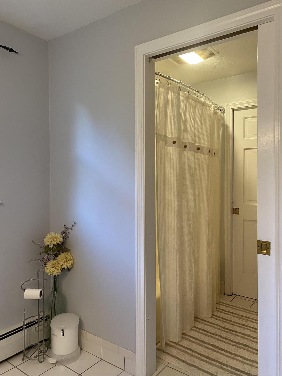 Profile photo 7 of 11