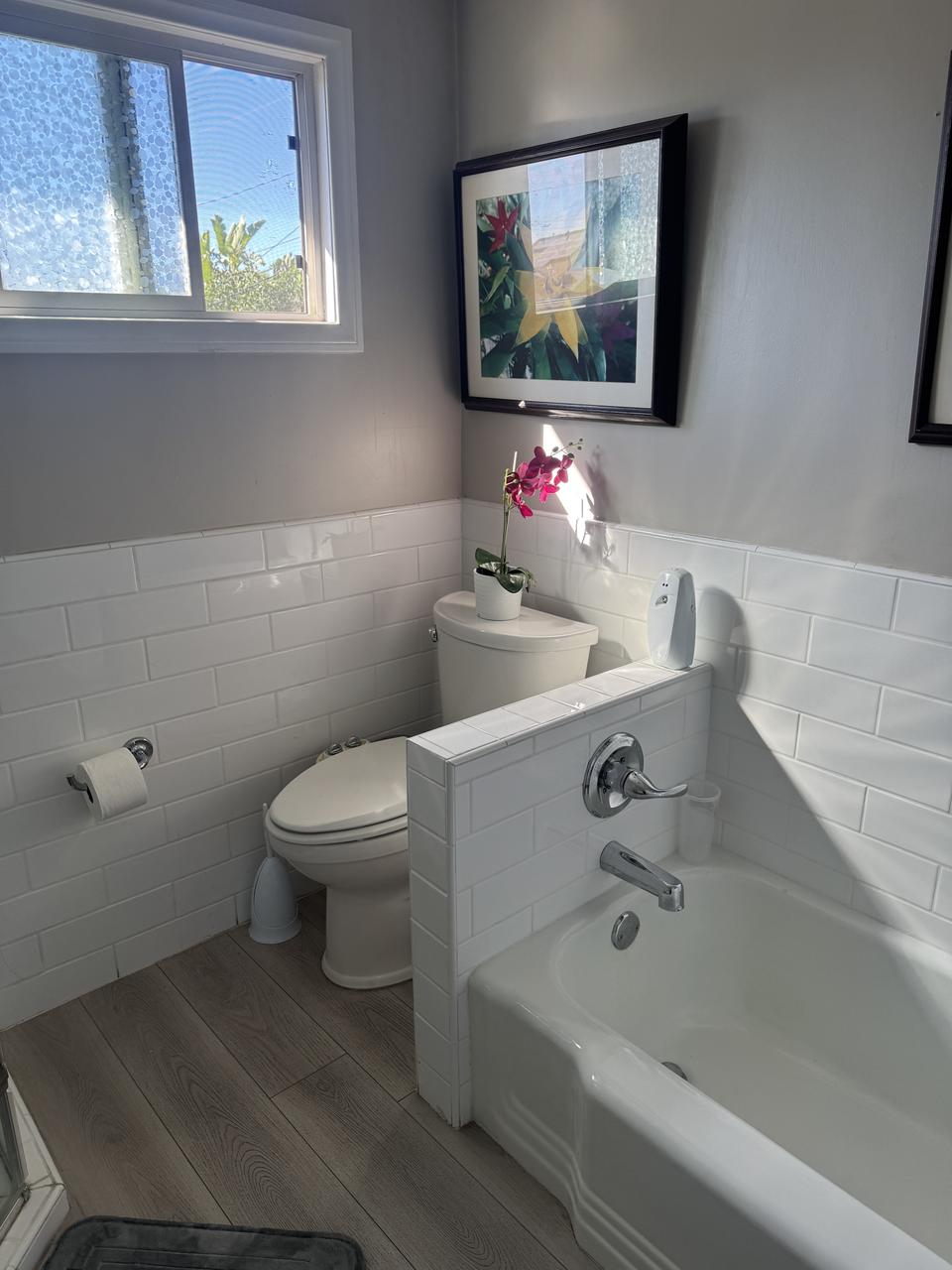 Profile photo 7 of 11