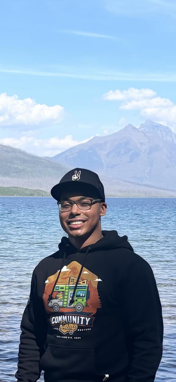 Profile photo 6 of 6