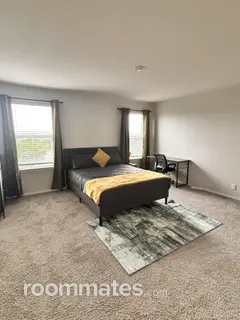 Room for rent in San Antonio, TX $650, house