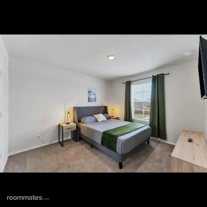 Room for rent in San Antonio, TX $550, house