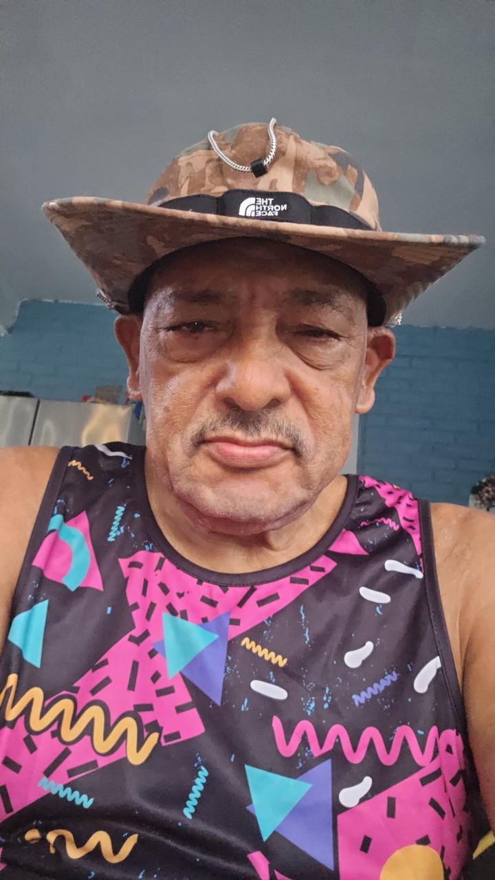 Profile photo 5 of 5