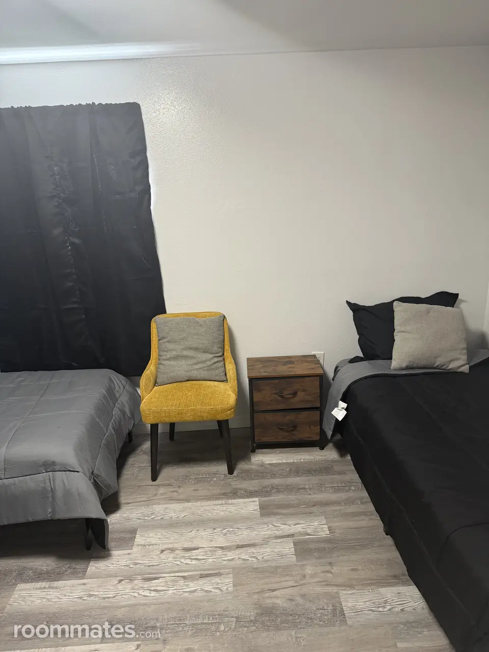 Profile photo 4 of 5