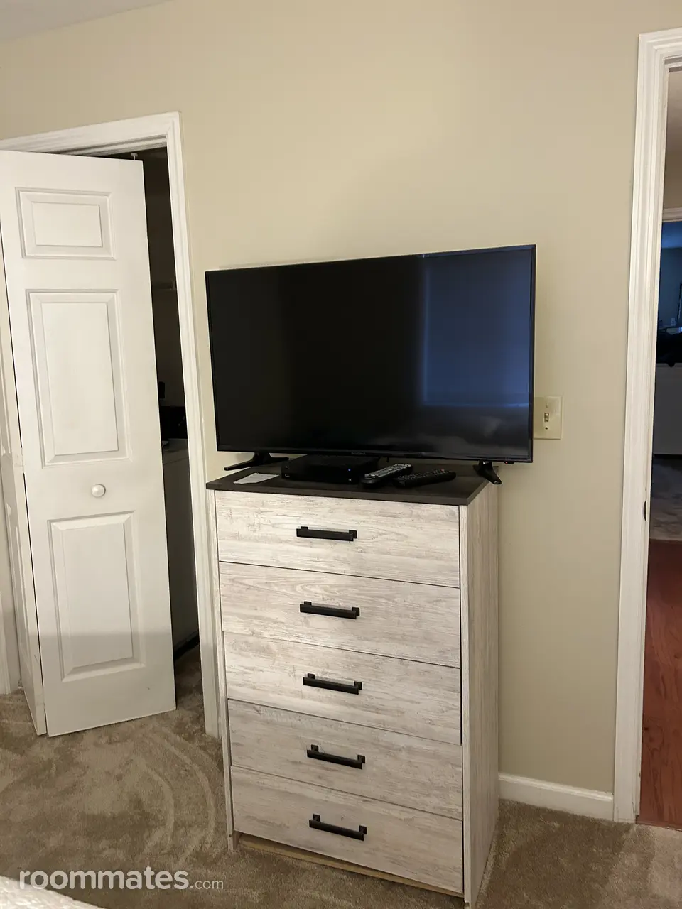 Profile photo 2 of 8