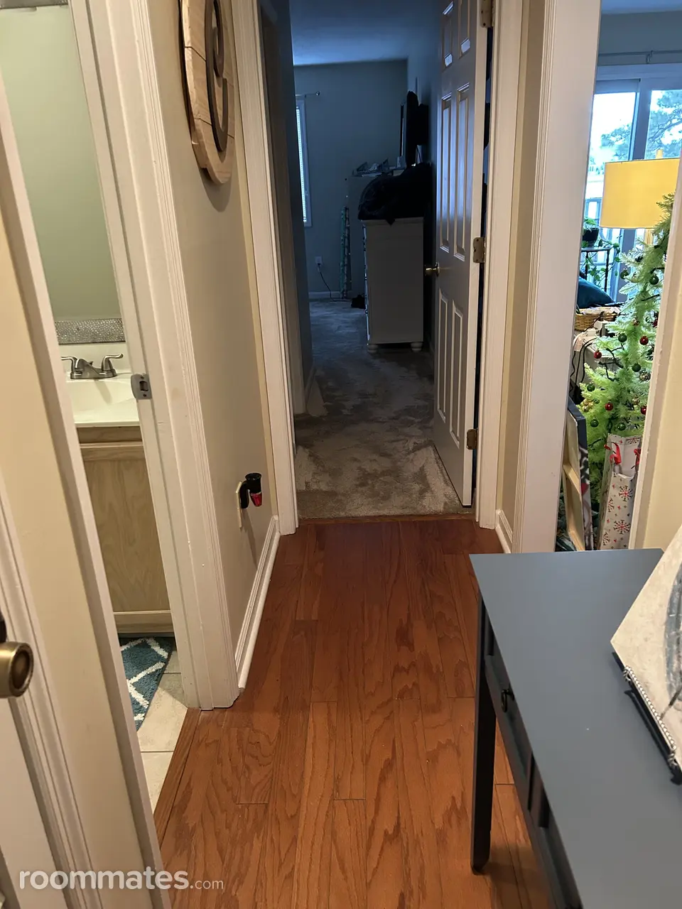 Profile photo 7 of 8