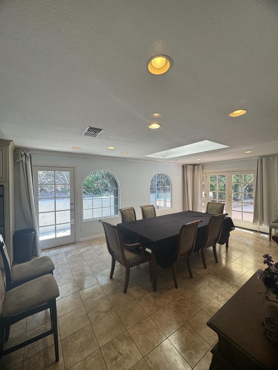 Profile photo 5 of 13