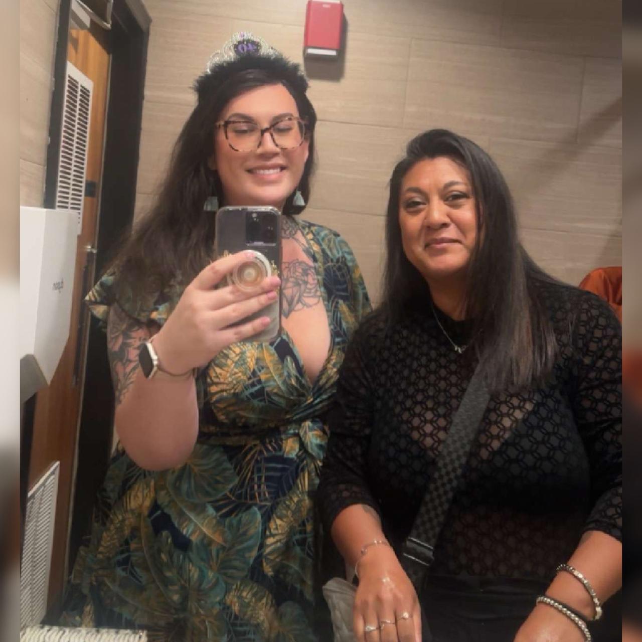 Profile photo 5 of 8