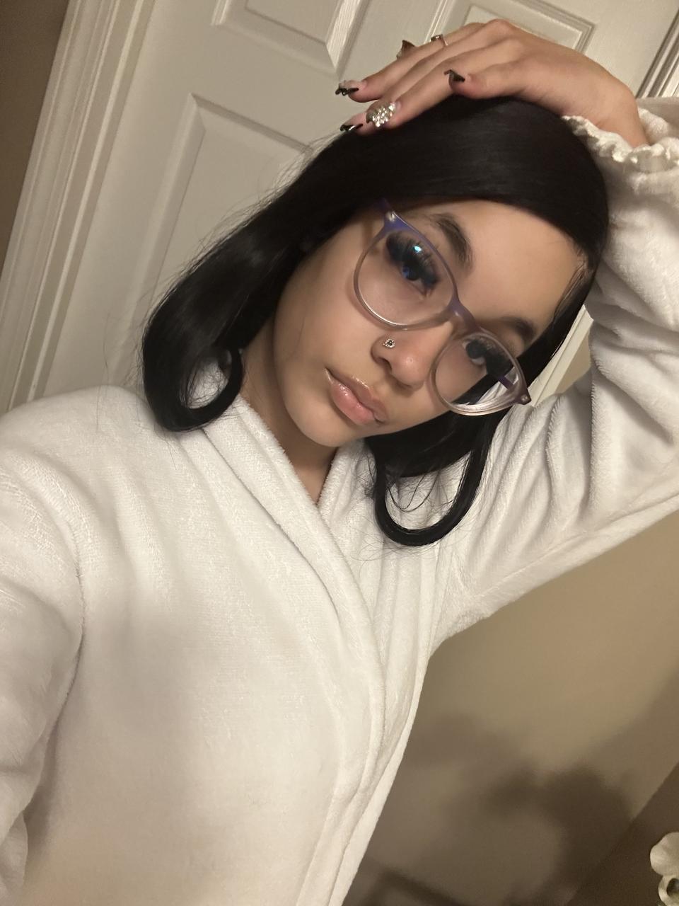 Profile photo 1 of 1