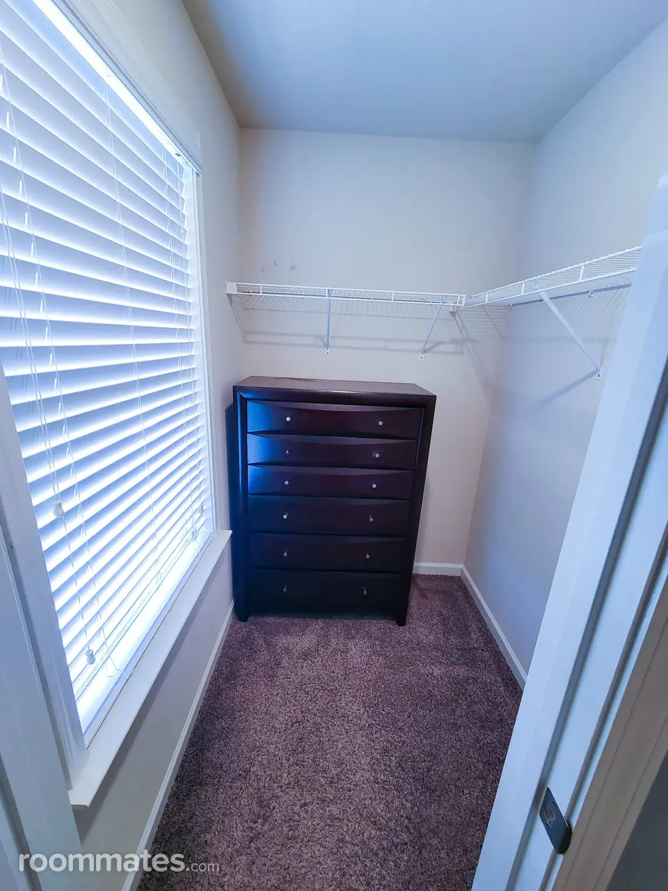 Profile photo 3 of 10