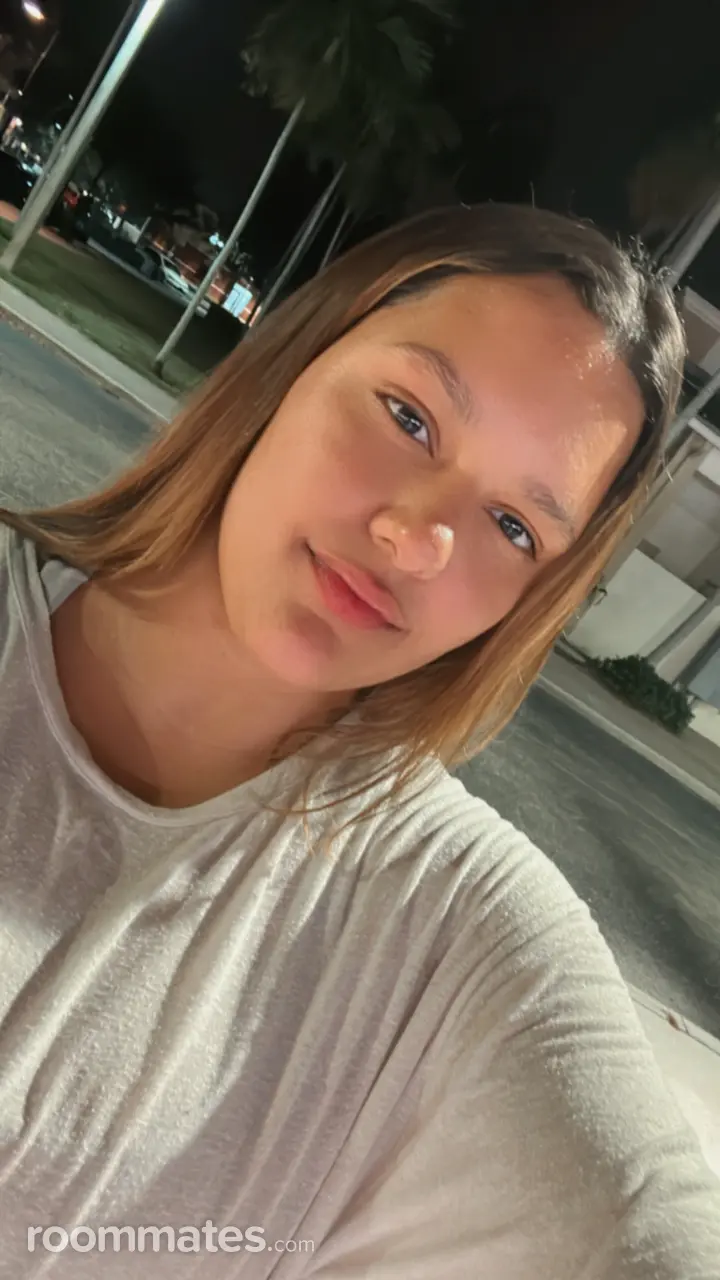 Profile photo 8 of 13