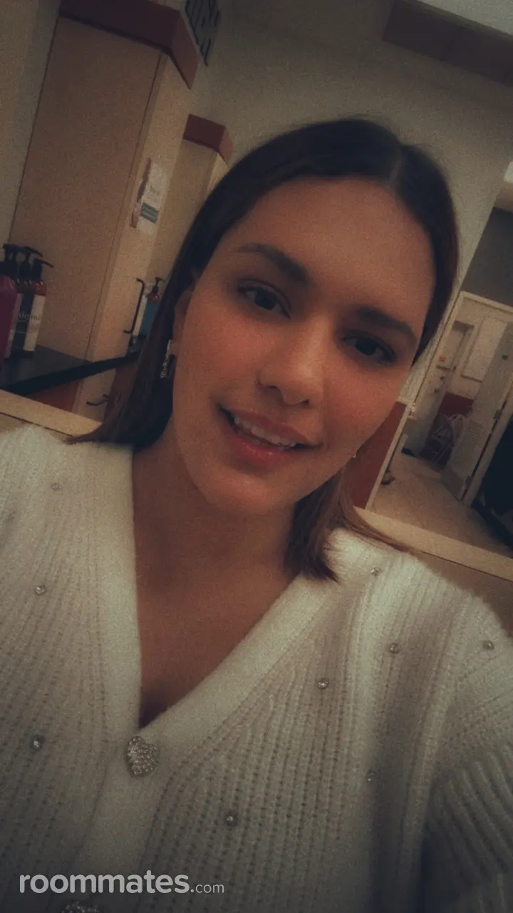 Profile photo 11 of 13