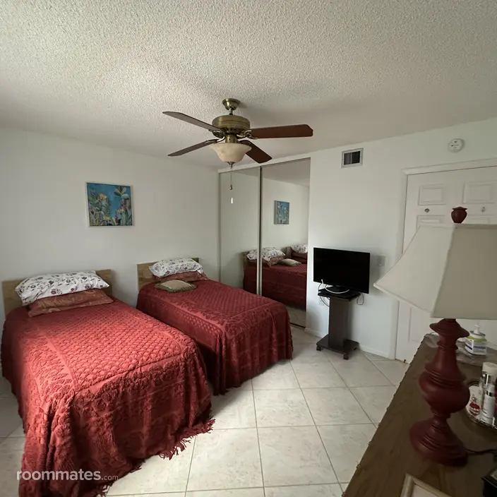 Room for rent in Boca Raton, FL $1200, apartment