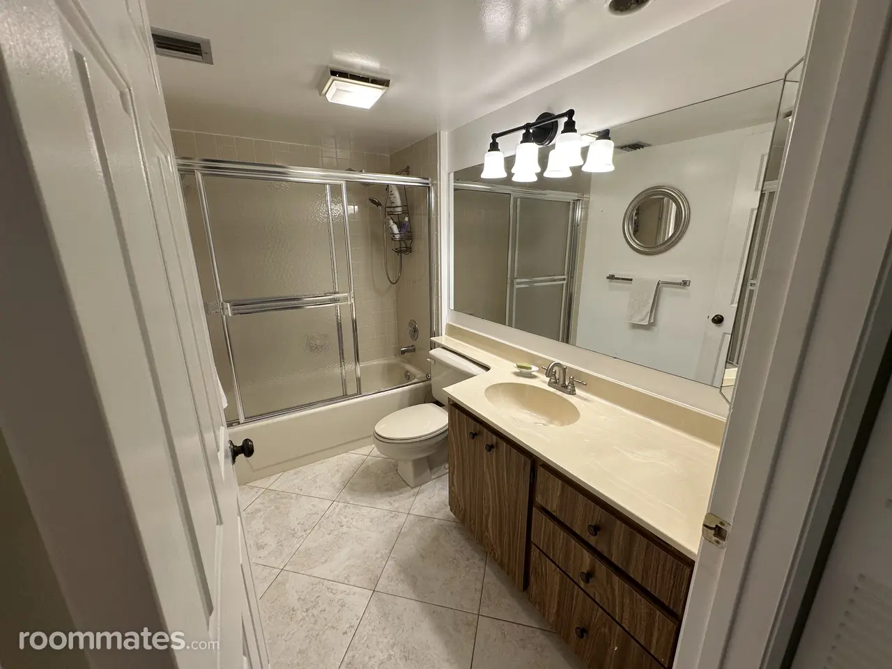 Profile photo 5 of 13