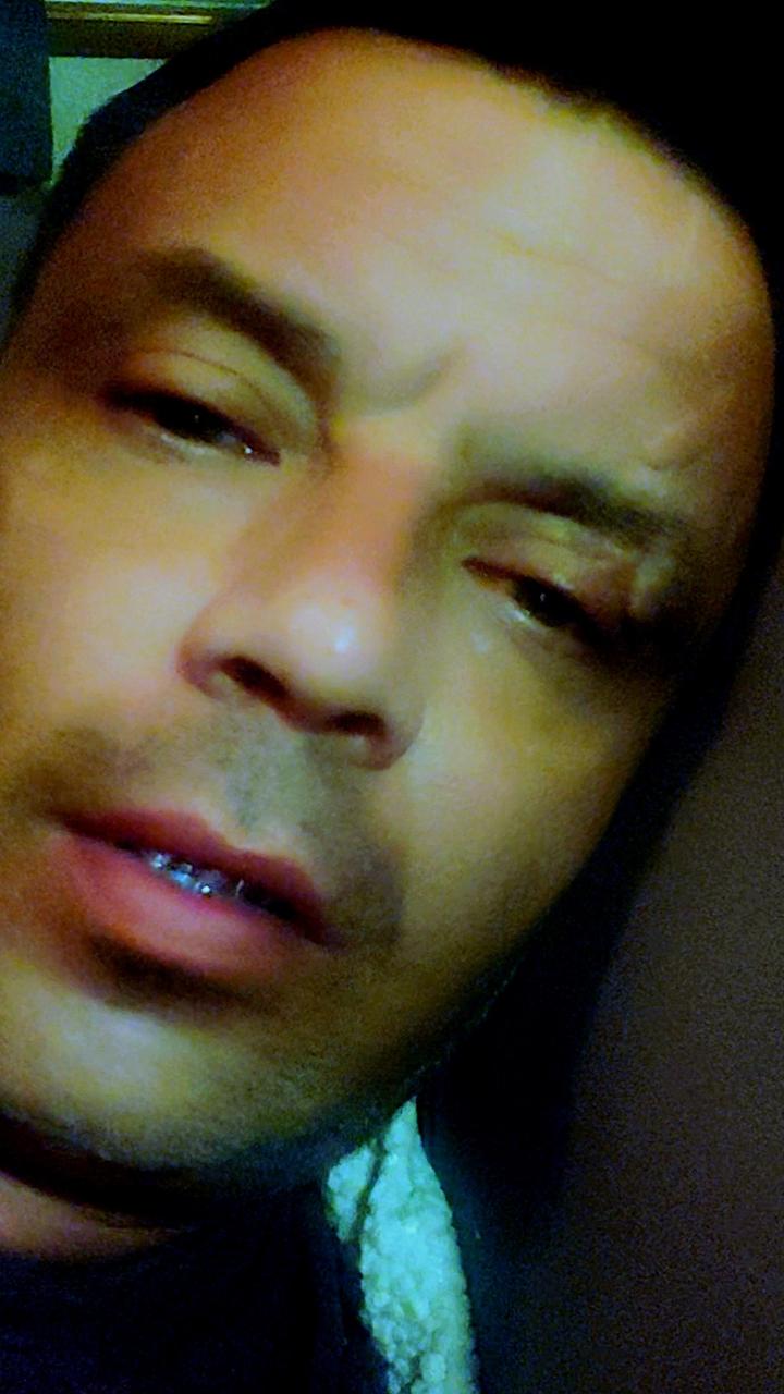 Profile photo 6 of 6