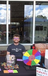 Roommate looking Manchester, NH, $1100