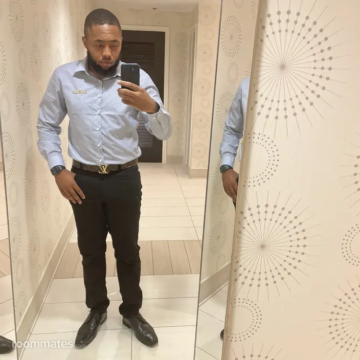Roommate looking Woodbridge, VA, $1100