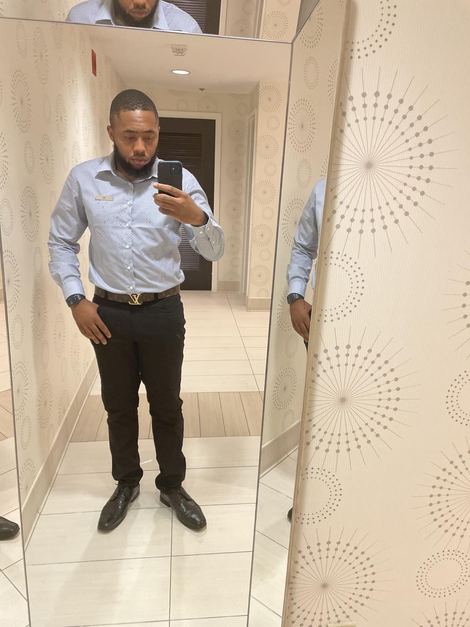 Profile photo 1 of 1