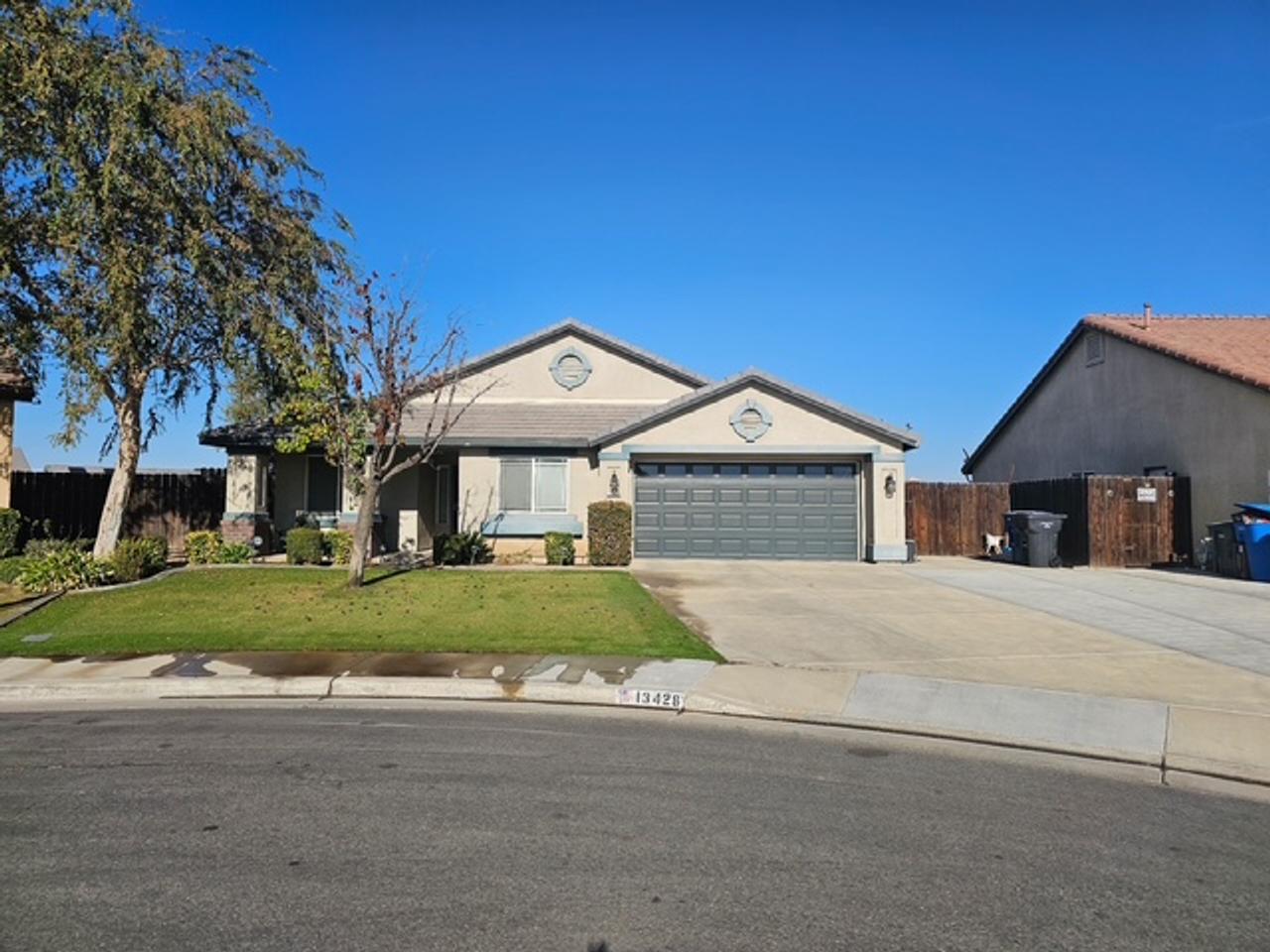 Profile photo 1 of 11