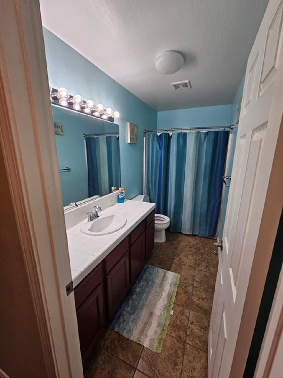 Profile photo 6 of 11