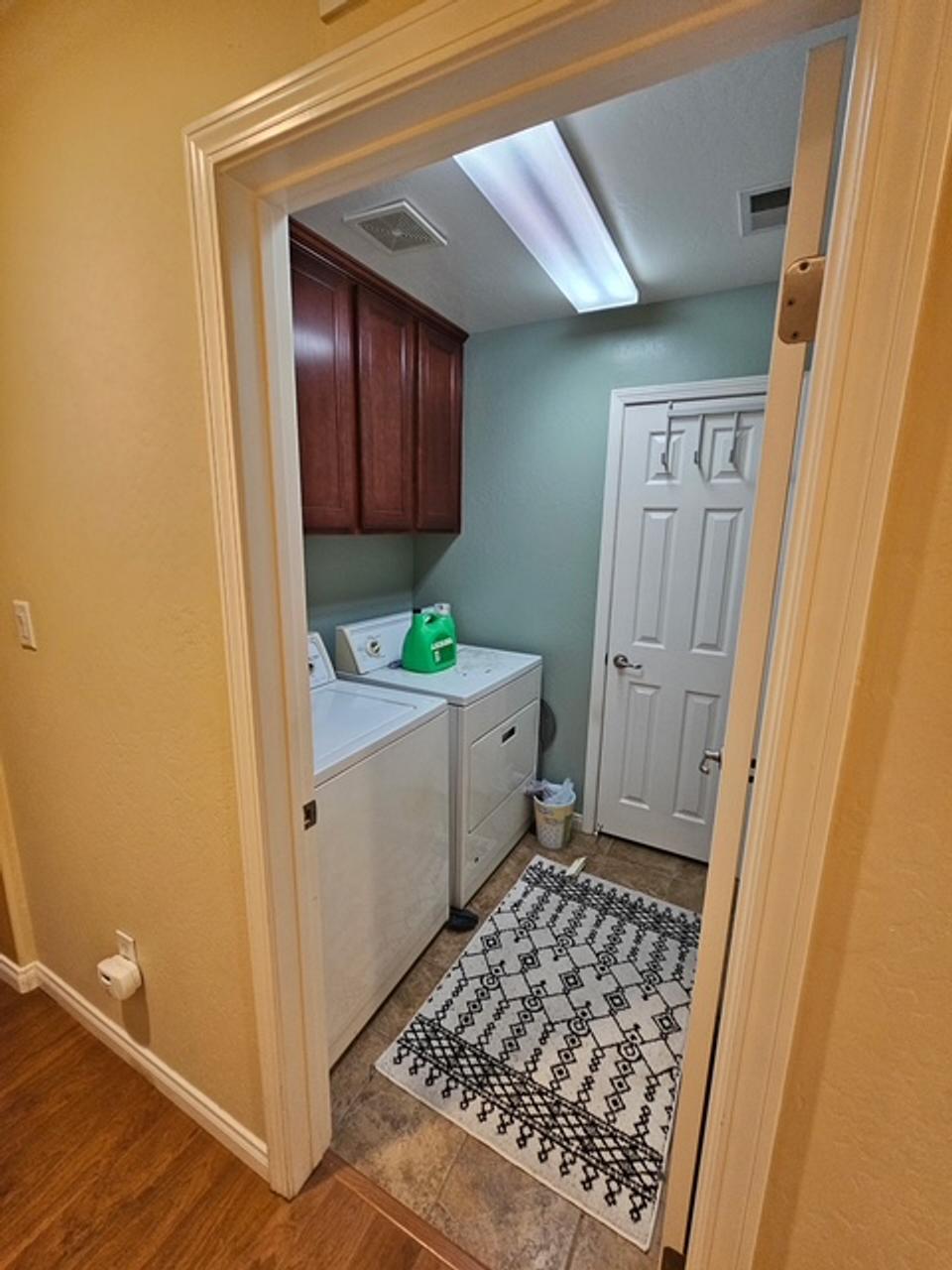 Profile photo 5 of 11