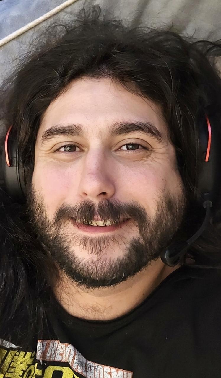 Profile photo 9 of 9