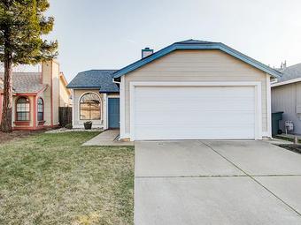 Room for rent in Roseville, CA $800, house