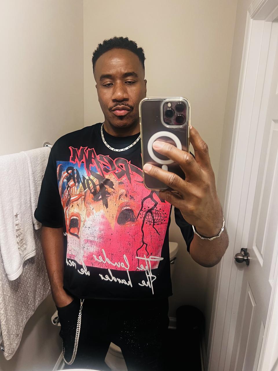 Profile photo 9 of 9