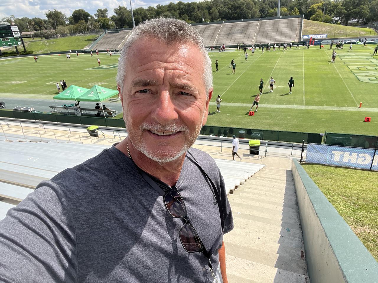 Profile photo 7 of 7