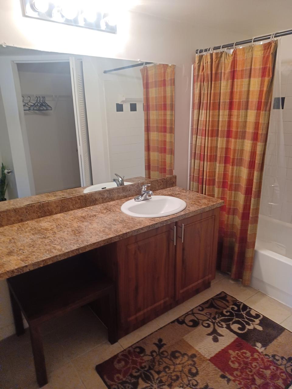 Profile photo 6 of 7