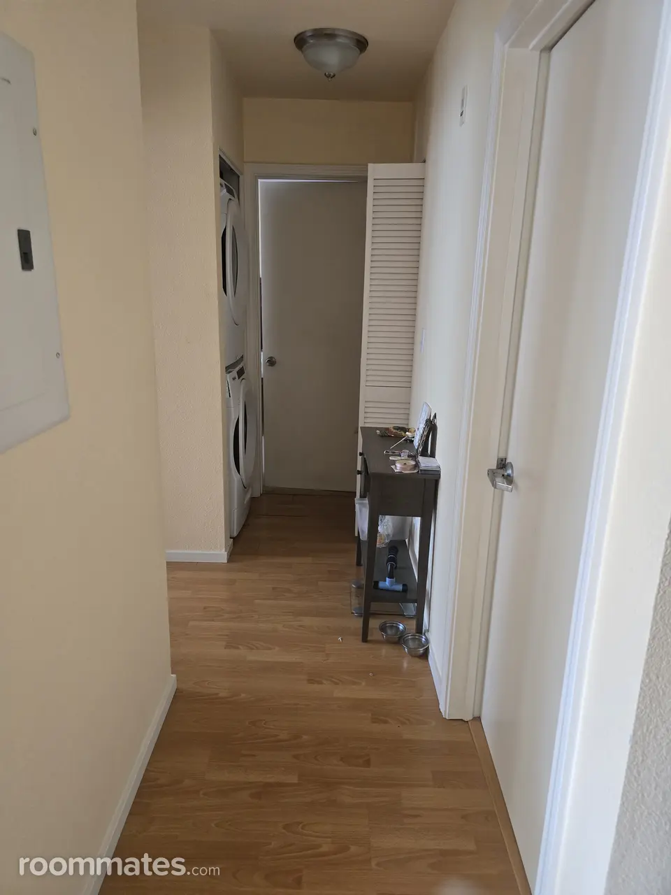 Profile photo 1 of 4