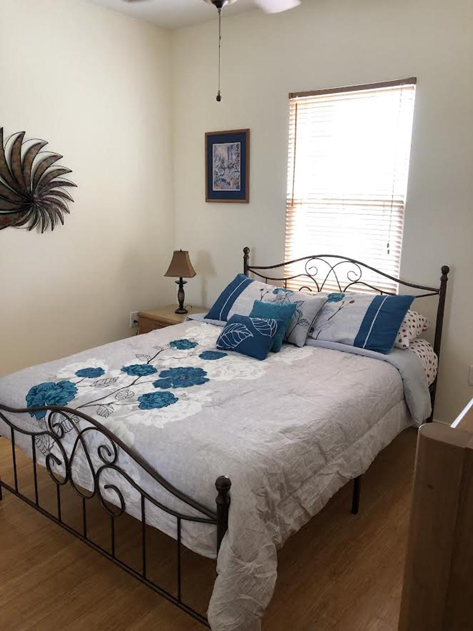 Profile photo 1 of 3