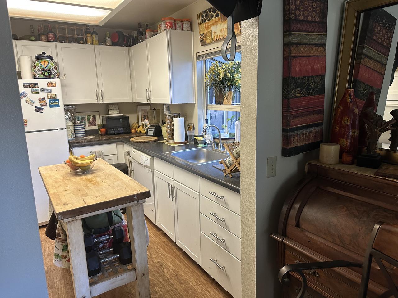 Profile photo 3 of 12