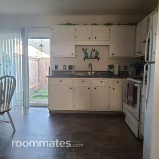 Room for rent in Newberg, OR $500, apartment