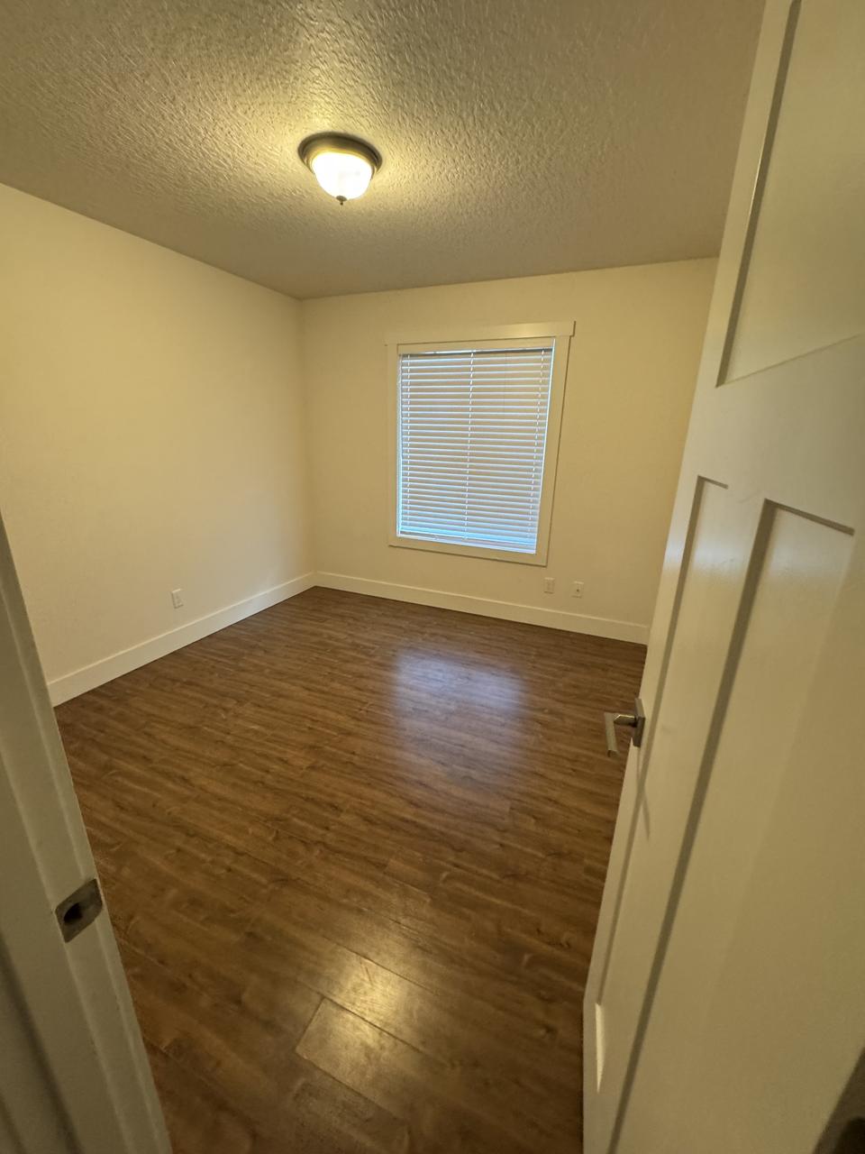 Profile photo 6 of 14