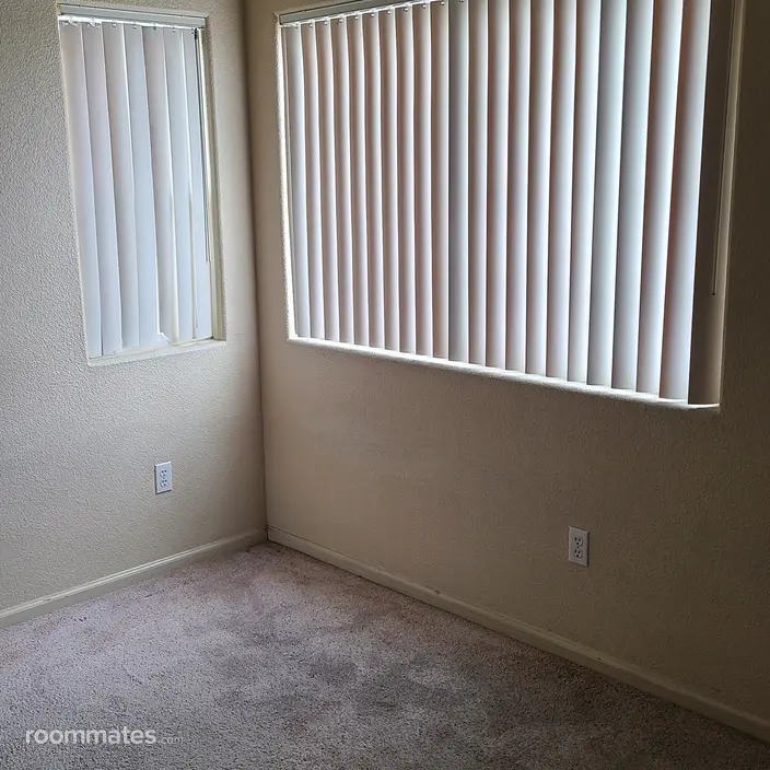 Room for rent in Sacramento, CA $800, house