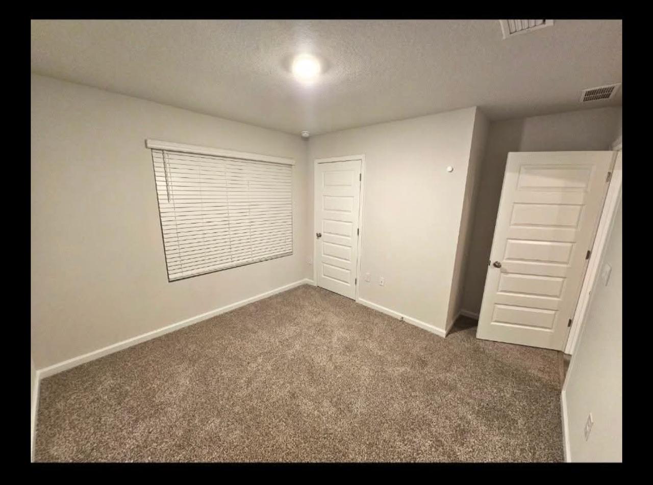 Profile photo 2 of 17