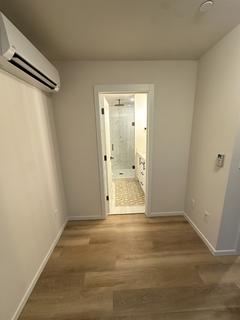 Room for rent in Seattle, WA $1550, townhouse