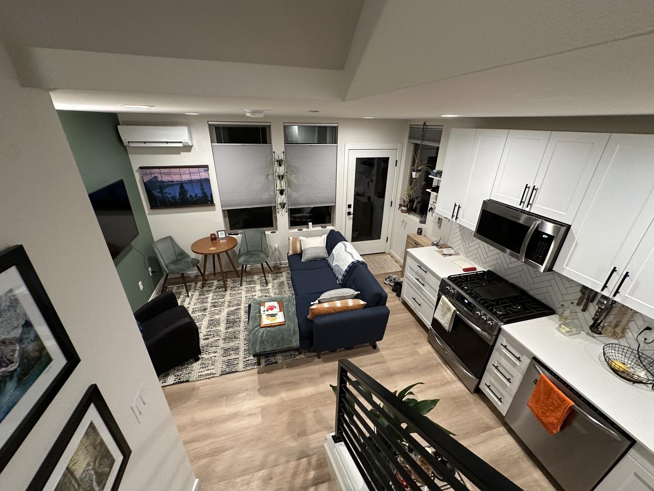 Profile photo 4 of 9