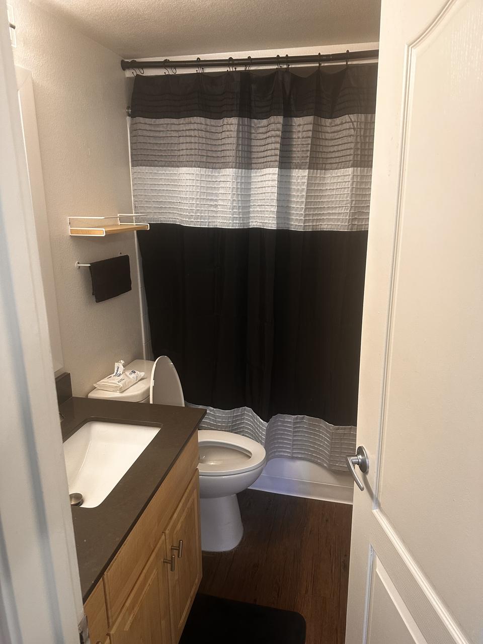 Profile photo 4 of 10